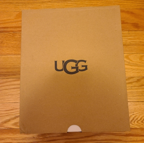 UGG Black Bonham Boot III Leather Chelsea Booties Women's 7 - Picture 15 of 16